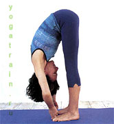 Падангустхасана