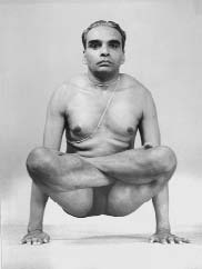 Толасана – Поза Весов Толасана – Поза Весов